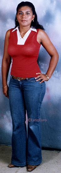 Date this pretty Honduras girl Eufemia from  N3326