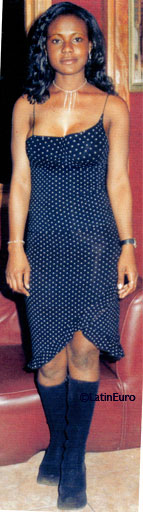 Date this young France girl Aurelie from  N3421