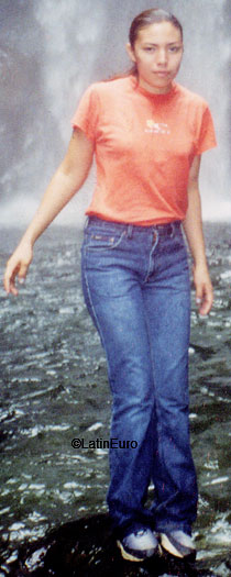 Date this nice looking Honduras girl Marisol from  N3502