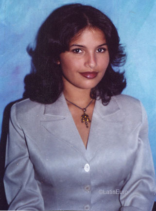 Date this nice looking Panama girl Marta from  N3514