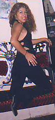 Date this happy Peru girl Sandra from Lima N27