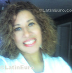 happy Any Country girl  from  U334