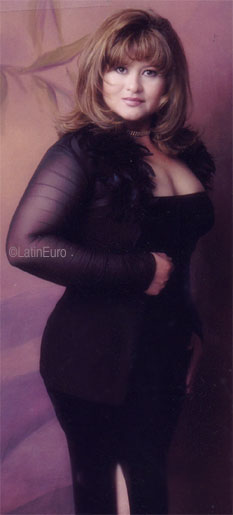 Date this good-looking United States girl Sandra from Laredo N3629