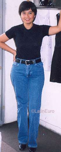 Date this sultry Honduras girl Claudia from San Pedro Sula N3932