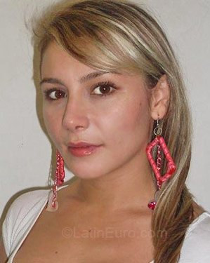 Date this tall Colombia girl Cristina from Medellin CO40