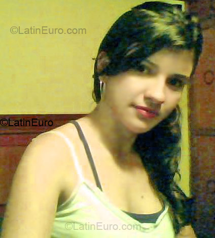 Date this pretty Colombia girl Mary from Bogota CO55