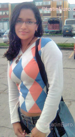 Date this lovely Colombia girl Lina Marcela from Bogota CO120