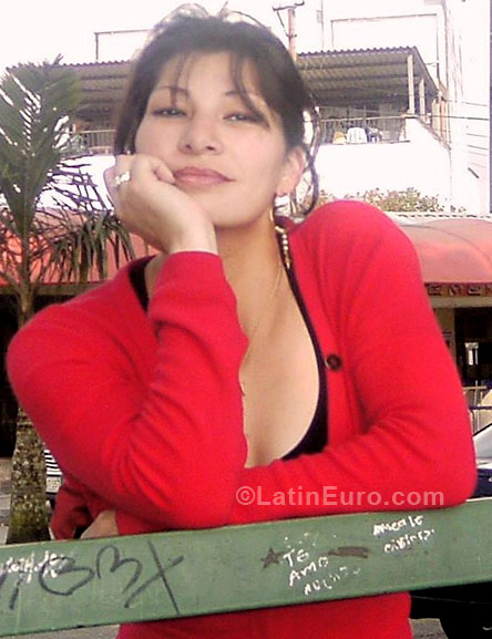 Date this hot Colombia girl Yaneth from Manizales CO132