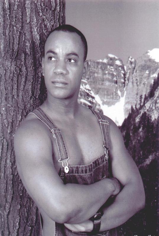 Date this beautiful United States man Ericboyd from silver spring US254