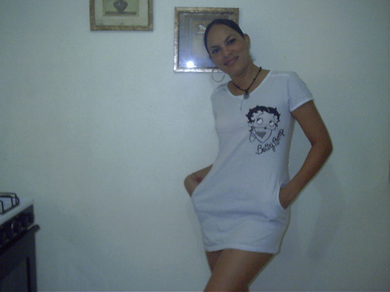 Date this pretty Spain girl Lovetty from Barcelona RP2