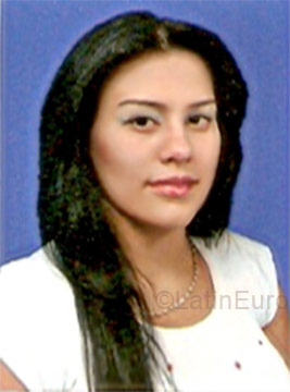 Date this sultry Colombia girl Isabel from Medellin CO162