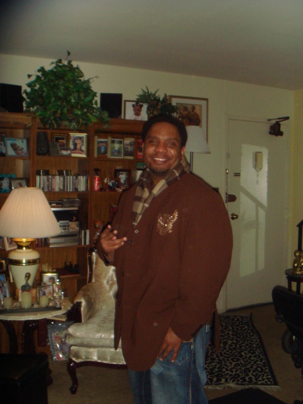 Date this pretty United States man HAZELIES from Washington DC DO170