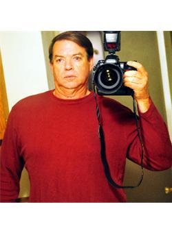 Date this pretty United States man Darrell from Denver US308