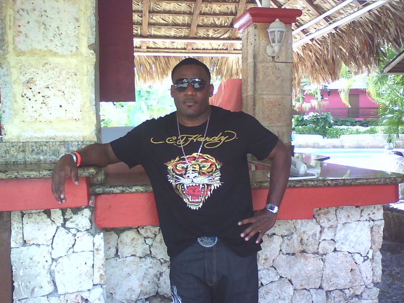 Date this tall United States man Mall33 from New Orleans US418