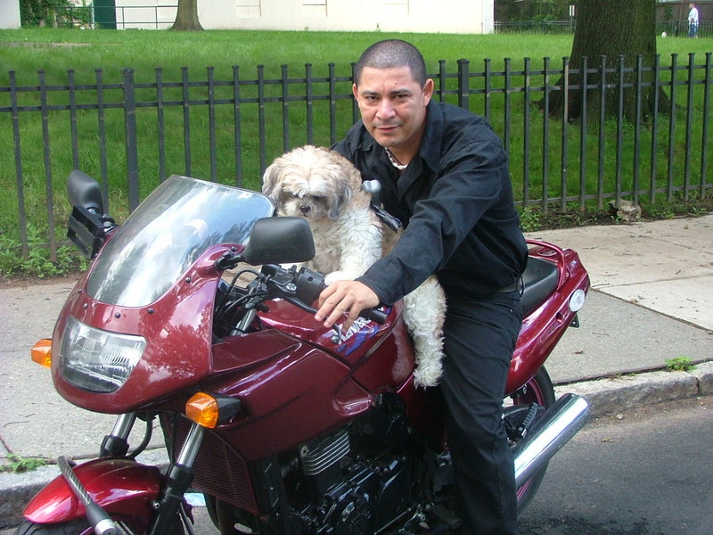 Date this voluptuous United States man Walther from Newark US539