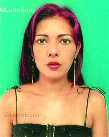 Date this athletic Colombia girl Dilia from Medellin CO405