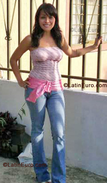 Date this lovely Colombia girl Sandra Liliana from Cali CO472