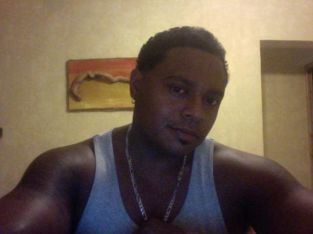 Date this foxy Dominican Republic man Freeman from Puerto Plata DO679