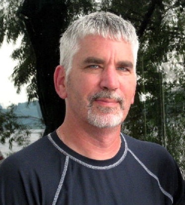 Date this attractive United States man FrankSC from Santa Cruz US2049