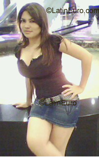 Date this sensual Colombia girl Ingrid from Barranquilla CO664