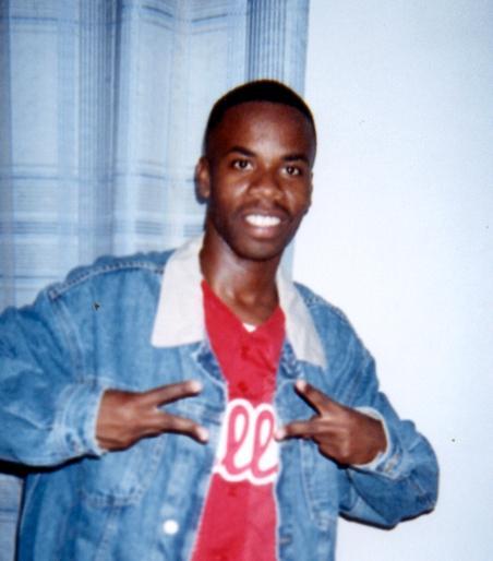 Date this hard body United States man Buen from Philadelphia US2176