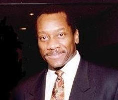 Date this tall United States man Lscales from Orlando US2331