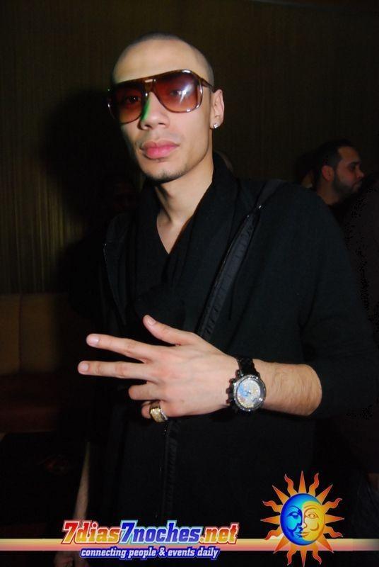 Date this georgeous United States man Elhuesopati from New York City US2428