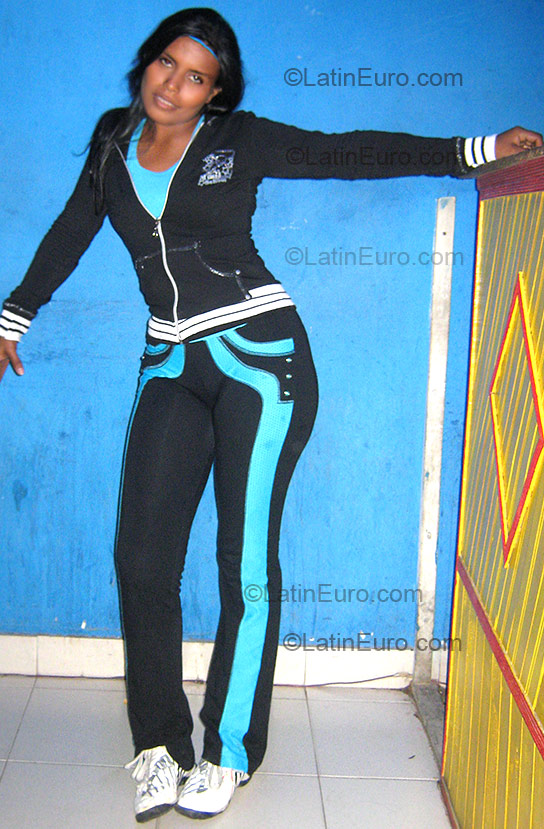 Date this georgeous Colombia girl Bialis from Barranquilla CO843