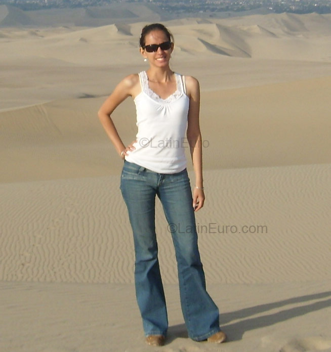 Date this passionate Peru girl Cecilia from  PE91