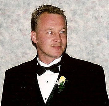 Date this beautiful United States man Mnmade from Dawson US2700