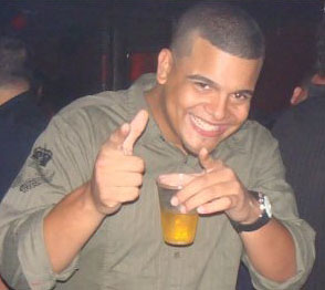 Date this stunning United States man ElDELtuyo from Hollywood US2738