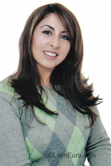 Date this delightful Colombia girl Patricia from Bogota CO951