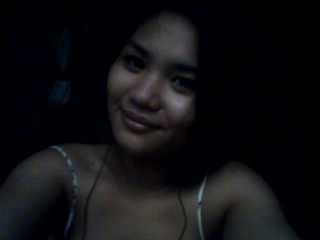 Date this georgeous Philippines girl Lezi from Badoc PH87