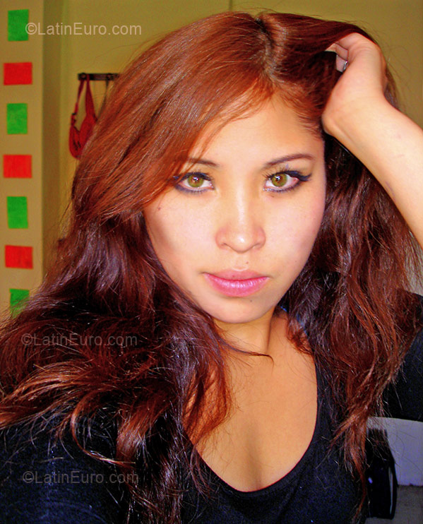 Date this happy Peru girl Claudia Estefania Mercdes from Arequipa PE101