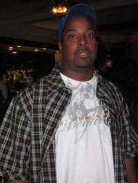 Date this fun United States man K9ways from Detroit US3773