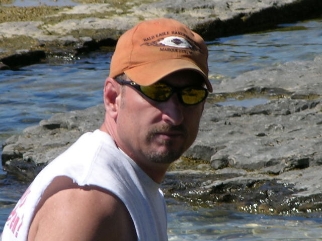 Date this gorgeous United States man GregMC from St Charles US3856