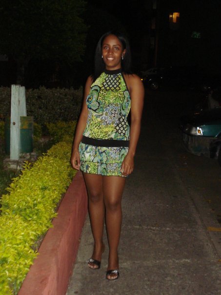 Date this good-looking Colombia girl MARIA LUISA from CALI CO1494