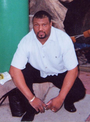 Date this pretty United States man Blair from San Diego US3916