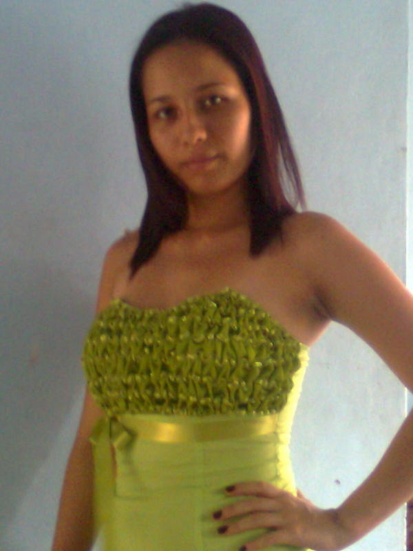 Date this lovely Colombia girl Nelly rocio from Santiago De Cali CO1532