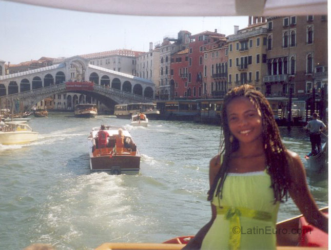 Date this good-looking Brazil girl Nana from Ilheus BR6257