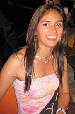 Date this happy Colombia girl CO1595 from Bogota CO1595