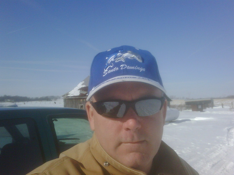 Date this delightful United States man Gunny from Louisville US4202