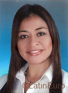 Date this young Colombia girl Monica from Cali CO1732