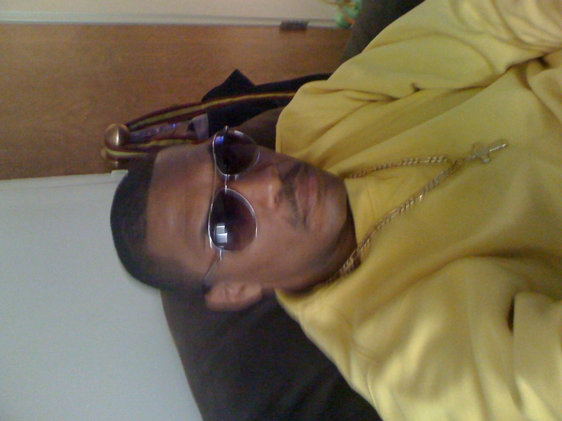 Date this tall Brazil man Currie from Brooklyn BR1902