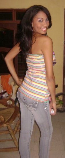 Date this delightful Colombia girl CINDY from Barranquilla CO1781
