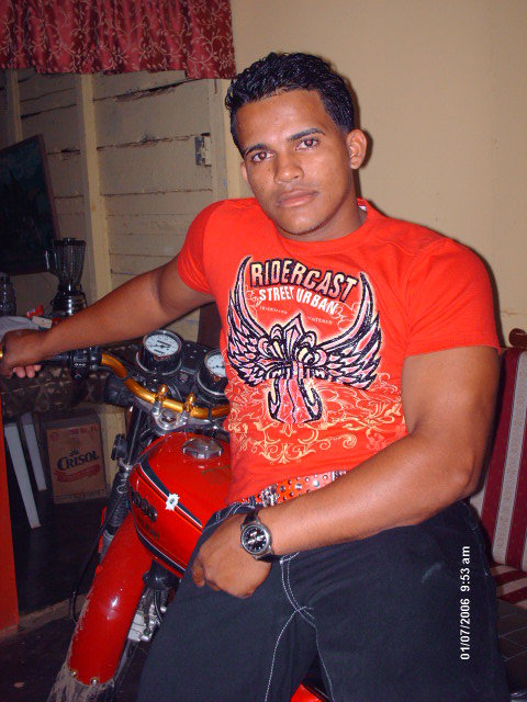 Date this georgeous Dominican Republic man JHOAN from Santiago DO2155