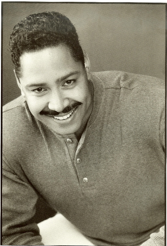 Date this beautiful United States man Byron from Los Angeles US4641