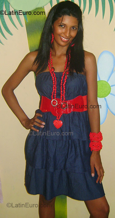 Date this hard body Colombia girl Magda Lucia from Cartagena CO1874