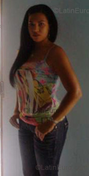 Date this gorgeous Colombia girl Maria Angelica from Cali CO1892