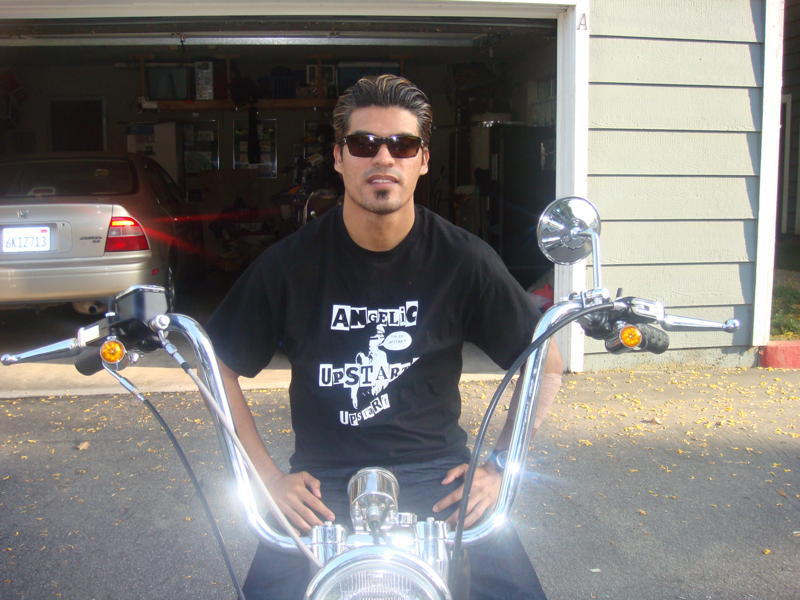 Date this pretty United States man Artofpep from Ontario US4723